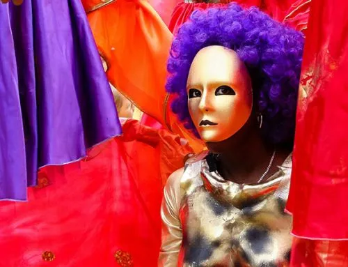 Aus der Reihe tanzen – Fasching, Rolle und Identität